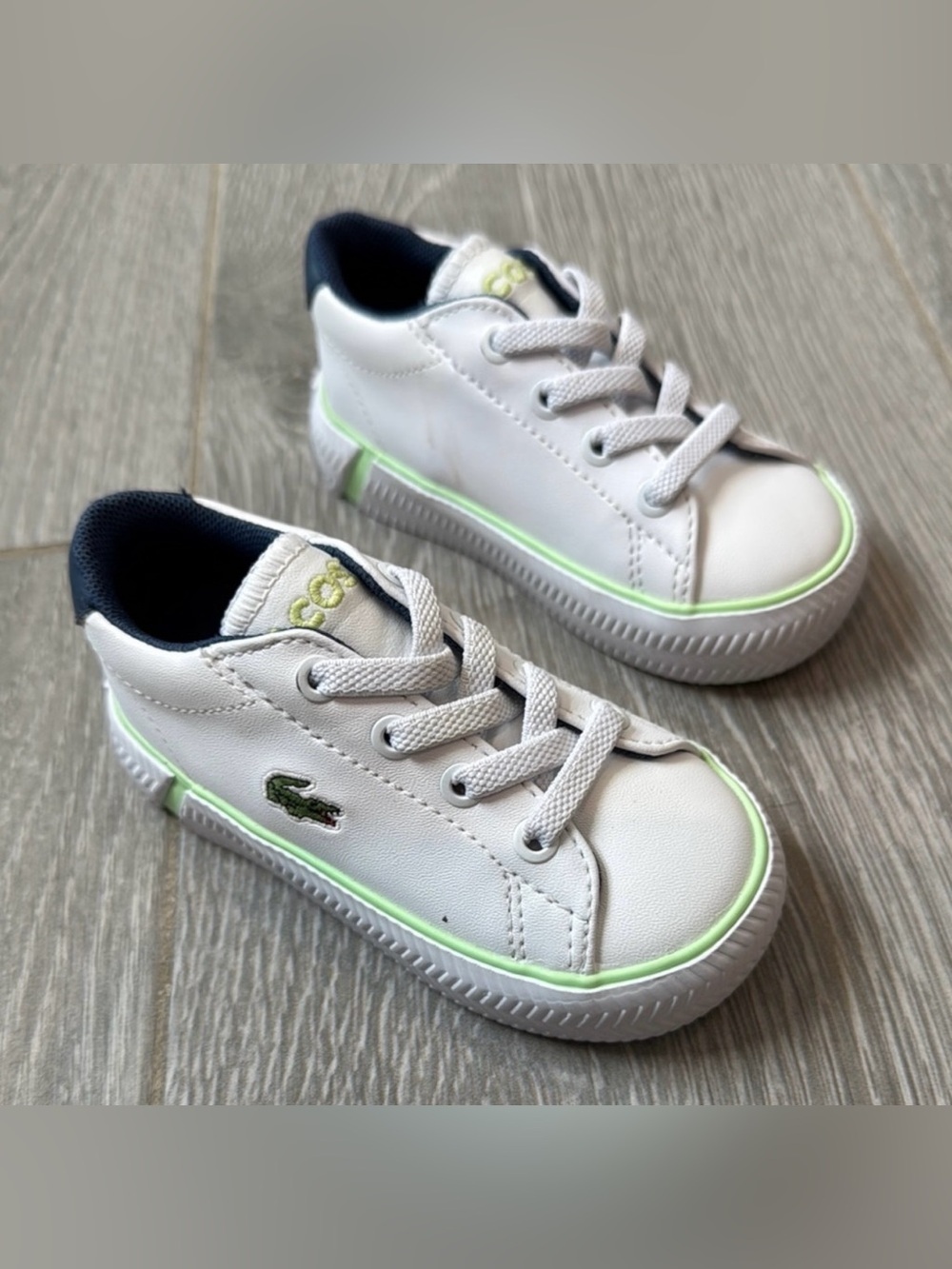 Lacoste White and Green Sneakers Classic Style
Size US4.5